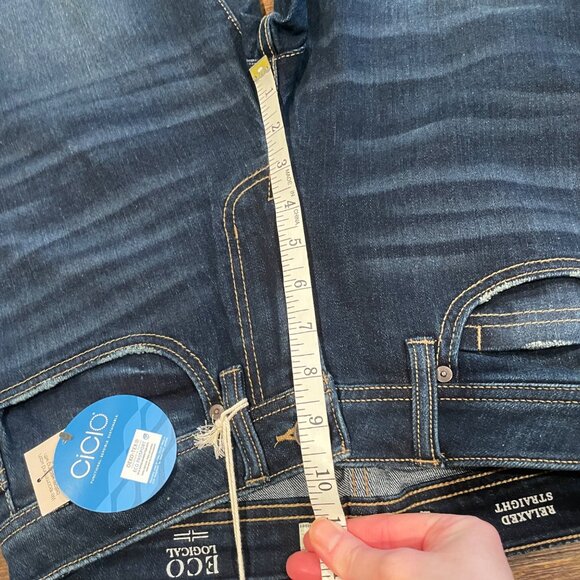 NWT Liverpool Men's 28x30 Relaxed Straight Jean Stretch Vinny Dark Wash Denim - Picture 8 of 10